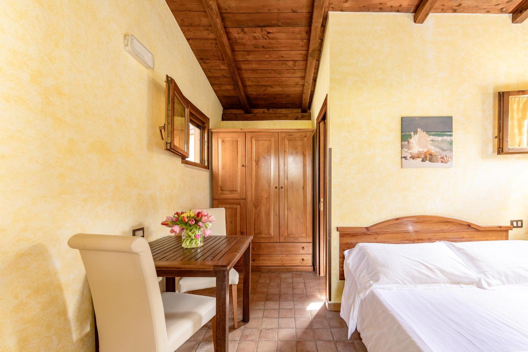 Holiday Village Фонди Экстерьер фото
