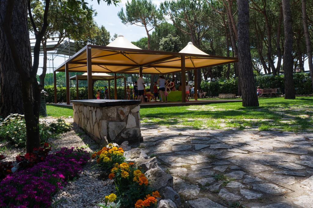 Holiday Village Фонди Экстерьер фото