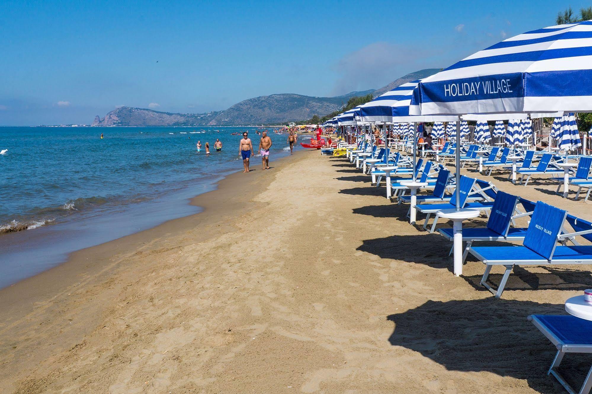 Holiday Village Фонди Экстерьер фото
